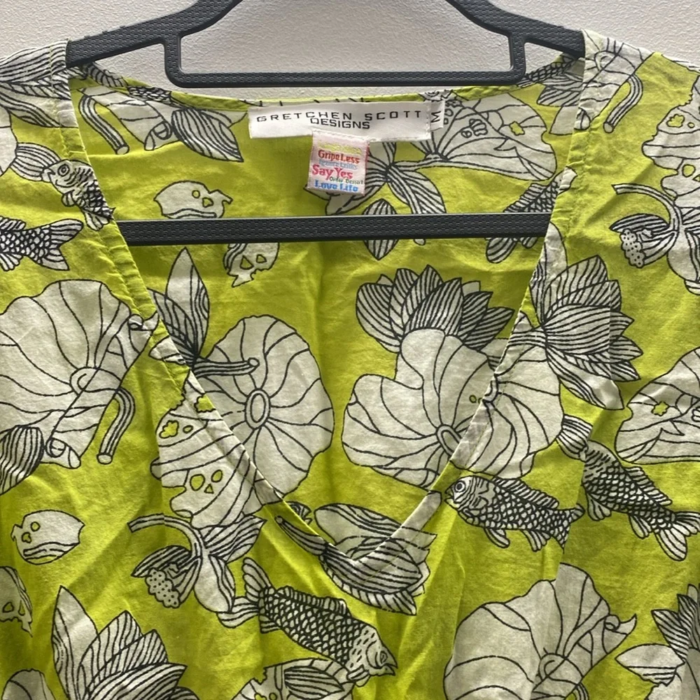 Green and White Printed V-Neck Sheer dress M - Picture 7 of 7